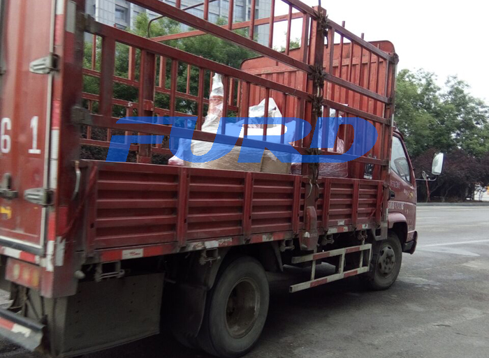 福瑞得機械手扶壓路機、二次結(jié)構(gòu)澆筑機及時發(fā)貨