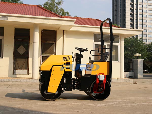 關(guān)于小型壓路機(jī)變速箱的保養(yǎng)知識(shí)你知道多少？